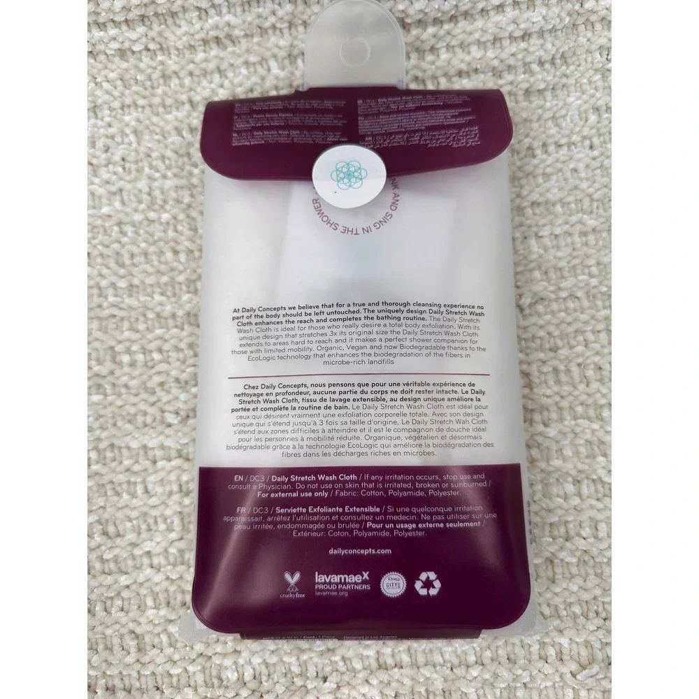 Daily Concepts‎ Spa Gift Set Scalp Massager Jade Roller Stretch Wash Cloths 9pc